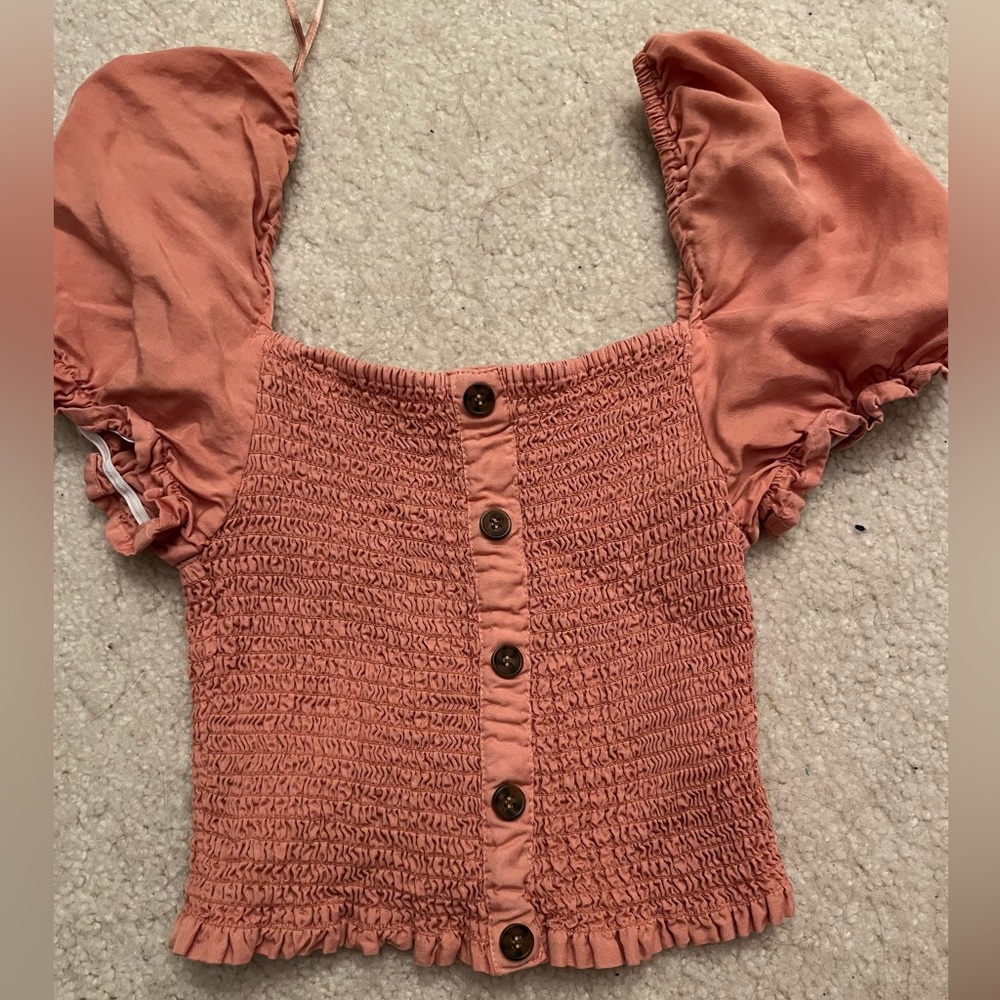 Buttoned Short-Sleeve Crop Top with Puffy Sleeves
